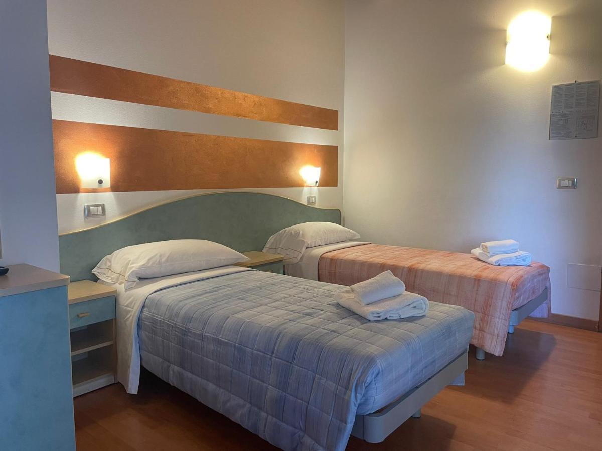 Vittoria Peschiera Bed and breakfast *